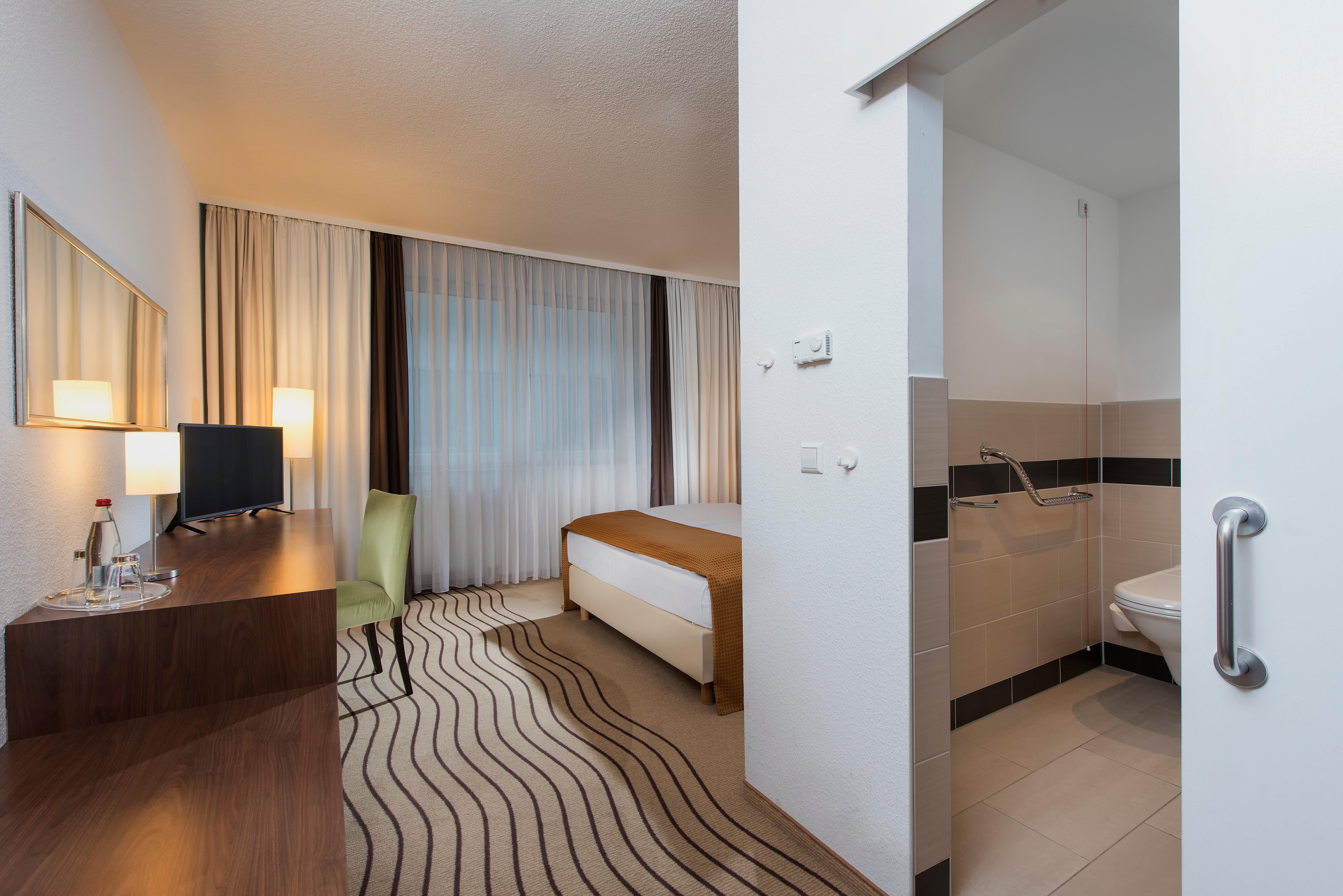 Hotel City-east Landsberger Allee, An Ihg Berlim